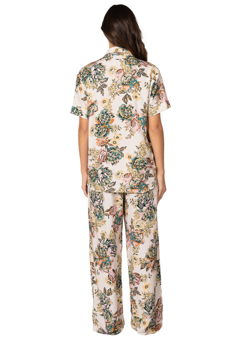 Hover image -  Foto de Jacobean Kameli Sets Short Sleeve Pant Set by Maaji - Pantalones - Pijamas