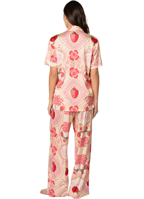 Hover image -  Foto de Strawberry Palm Kameli Sets Short Sleeve Pant Set by Maaji - Pantalones - Pijamas