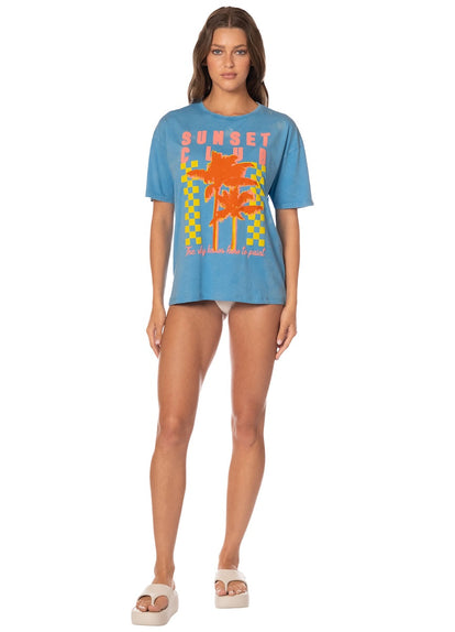  Foto de Painted Sky Azalea T-Shirt by Maaji - Camisas - Ropa de Playa