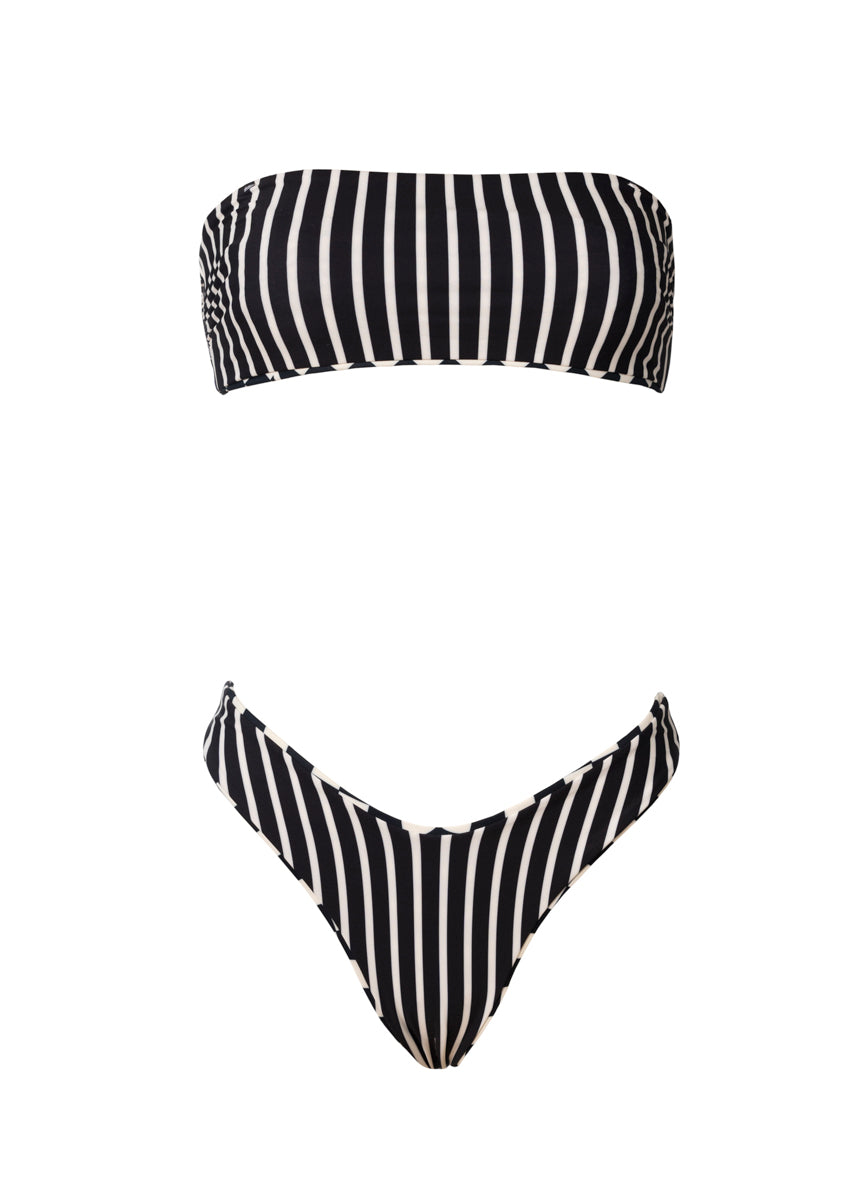 Foto de Tropic Chess Splendour Regular Rise Thin Side Bikini Bottom by Maaji - Panties - Vestidos de Baño