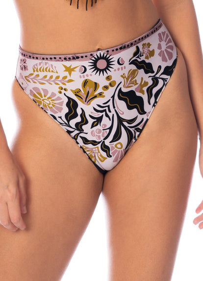  Foto de Tapestry Of Leaves Sully High Rise Classic Bikini Bottom by Maaji - Panties - Vestidos de Baño