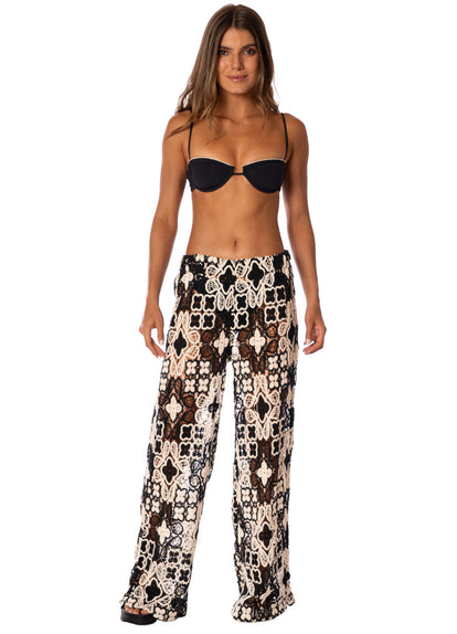 Thumbnail - Foto de Floral Knit Raisin Pants by Maaji - Pantalones - Ropa de Playa - 1