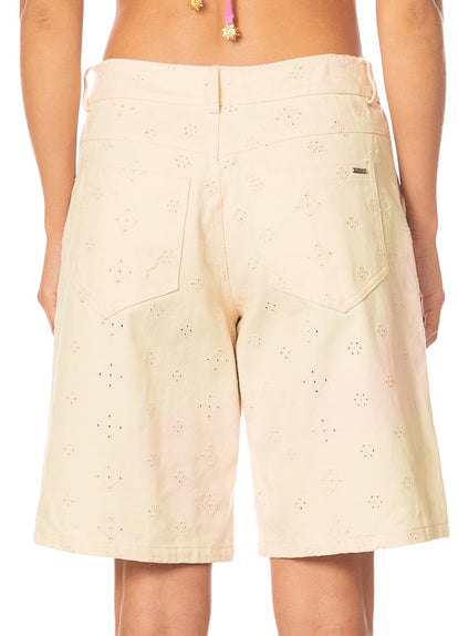  Foto de Ivory Dream Elio Shorts by Maaji - Ropa de Playa