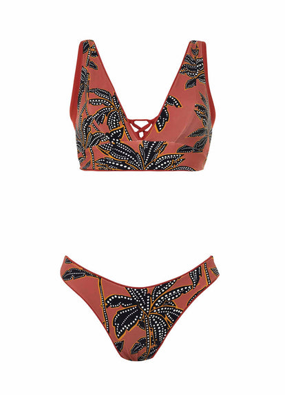  Foto de Burgundy Sublimity Classic Bikini Bottom by Maaji - Panties - Vestidos de Baño