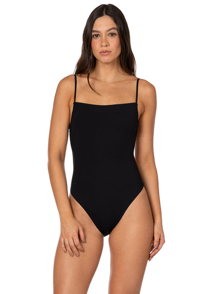  Foto de Jade Black Brittany Classic One Piece by Maaji - Enteros - Vestidos de Baño