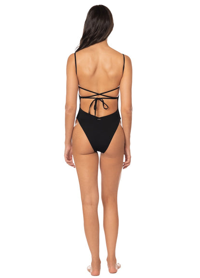  Foto de Jade Black Brittany Cheeky Cut Classic One Piece by Maaji - Enteros - Vestidos de Baño