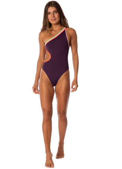  Foto de Burgundy Davia Cut Out One Piece by Maaji - Enteros - Vestidos de Baño