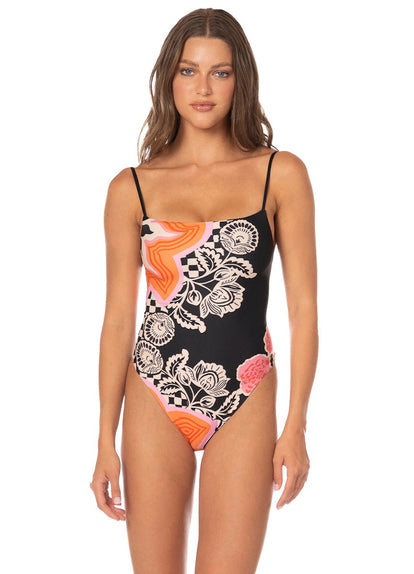  Foto de Botanic Whisper Briella Signature Cut Classic One Piece by Maaji - Enteros - Vestidos de Baño