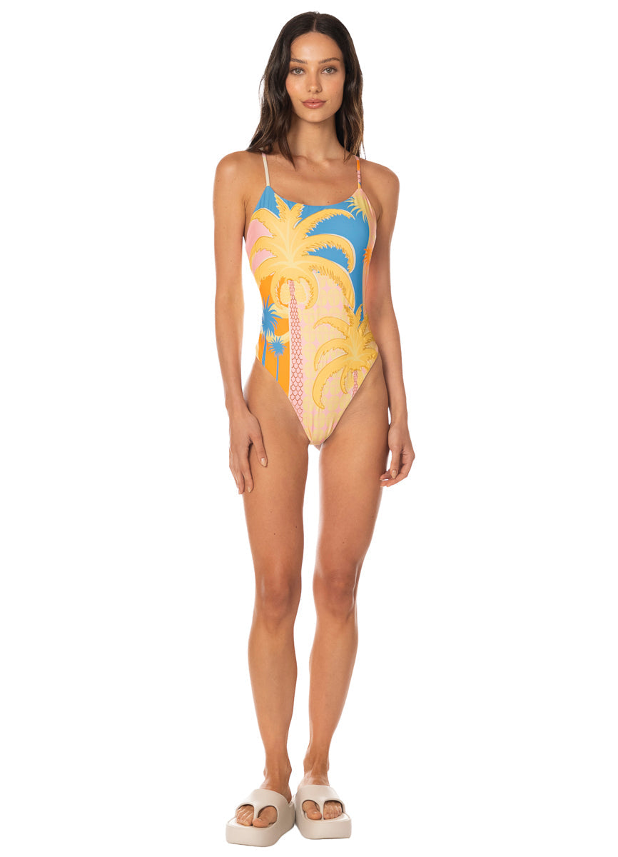 Foto de Solar Bliss Luster Cheeky Cut Classic One Piece by Maaji - Enteros - Vestidos de Baño