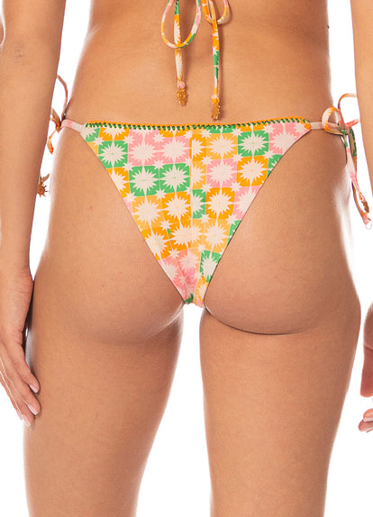  Foto de Tropical Tiles Sunflash Low Rise Tie Side  Bikini Bottom by Maaji - Panties - Vestidos de Baño