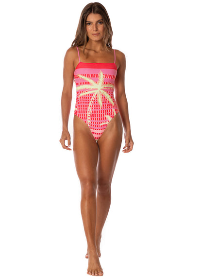  Foto de Palm Excel Gypsies Signature Cut Classic One Piece by Maaji - Enteros - Vestidos de Baño