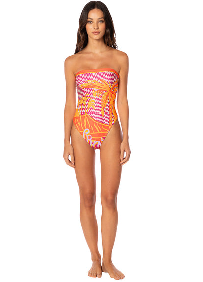  Foto de Aloha Dream Ohana Signature Cut Bandeau One Piece by Maaji - Enteros - Vestidos de Baño