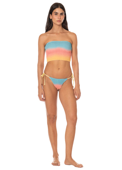 Thumbnail - Foto de First Light Nalu Swim Crop Top Bikini Top by Maaji - Tops - Vestidos de Baño - 5