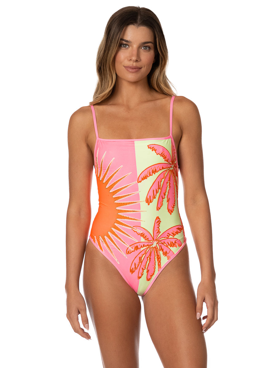 Foto de Palm & Sun Biella Signature Cut Classic One Piece by Maaji - Enteros - Vestidos de Baño