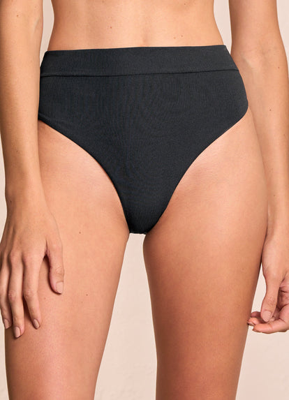  Maaji Onyx Suzy Q High Rise/High Leg Bikini Bottom